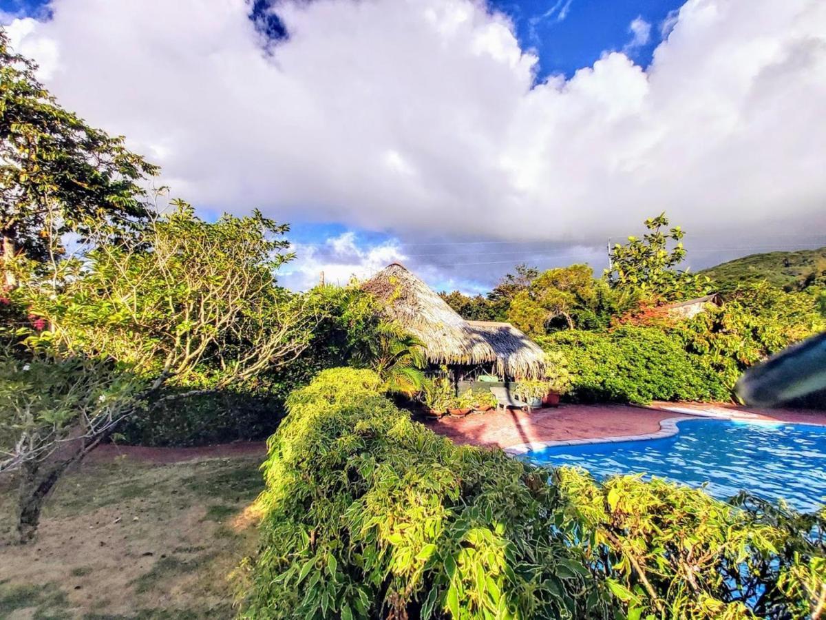 Huahine - Bungalow Tiare Fare ภายนอก รูปภาพ